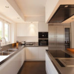 Arbeitsplatte mit großen Doppelbecken